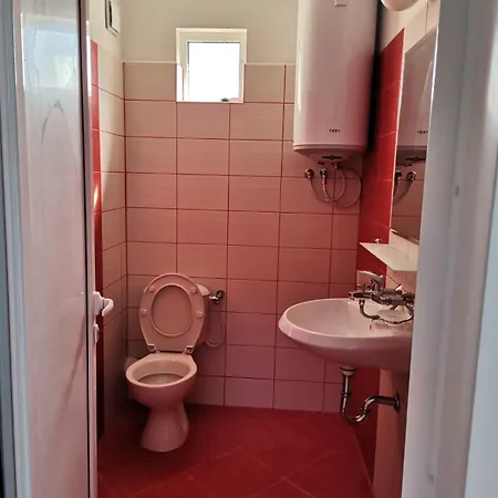 за гости кирови Vendégház *